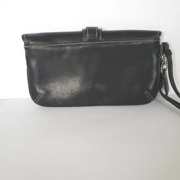 Coach Wristlet Wallet Solid Black Clutch Pouch Smooth Leather Buckle Small - Picture 2 of 8